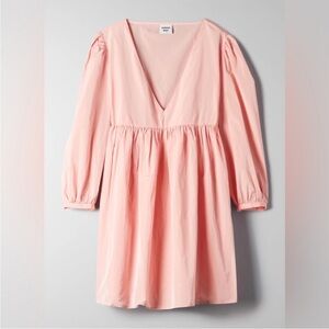 Aritzia Sunday Best Jinx Dress in Guava Pink